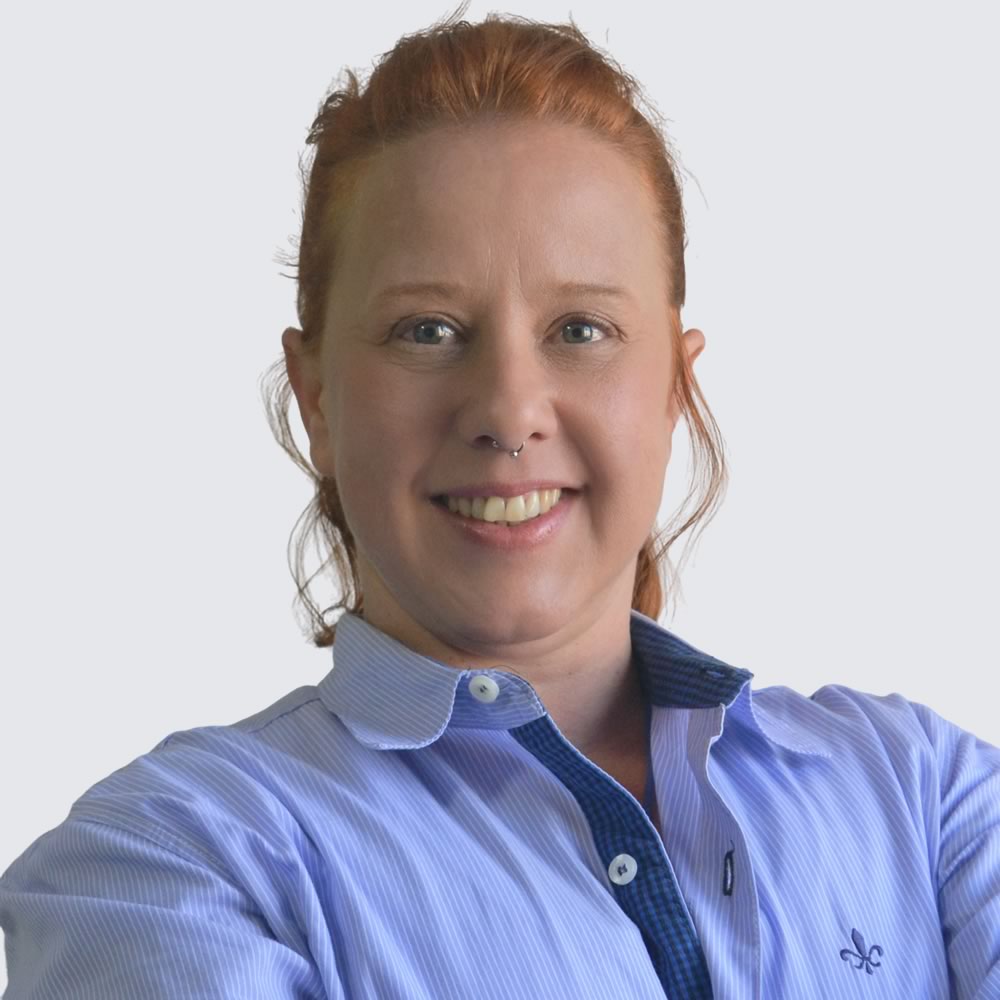 Dra. Renata Pereira
